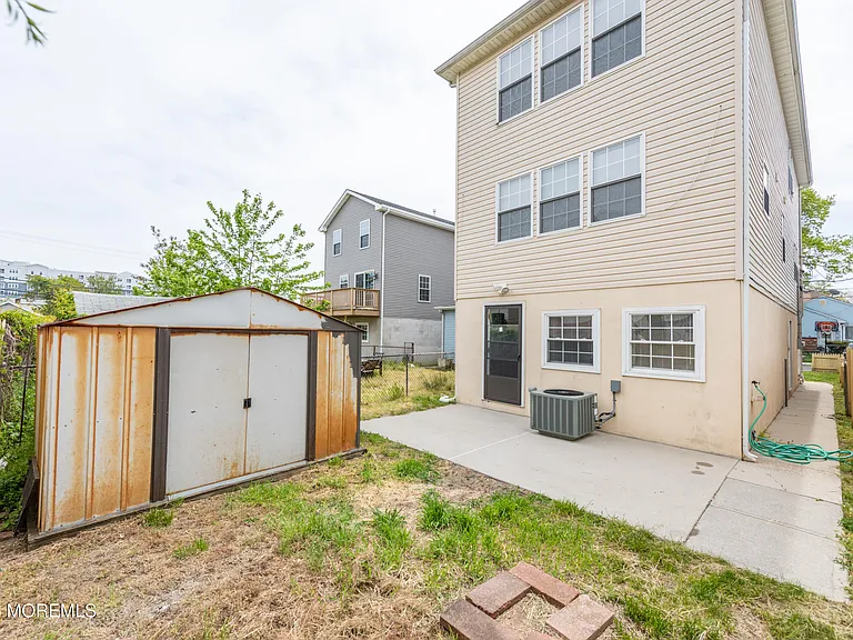 41 Seabreeze Way — Photo 17