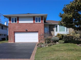 1911 George Ct, Merrick, NY 11566