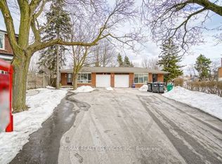 70 Montjoy Cres, Brampton, ON L6S 3E7