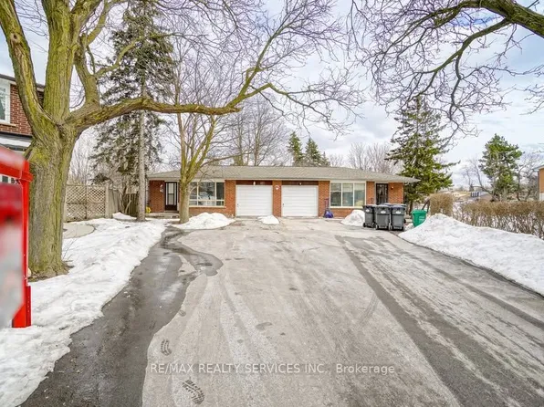 70 Montjoy Cres, Brampton, ON L6S 3E7