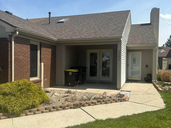 10606 Wood Flower Ct, Fort Wayne, IN 46845