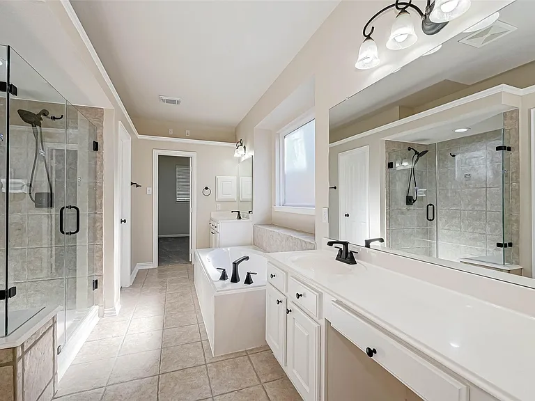 4603 Camden Brook Ln — Photo 38
