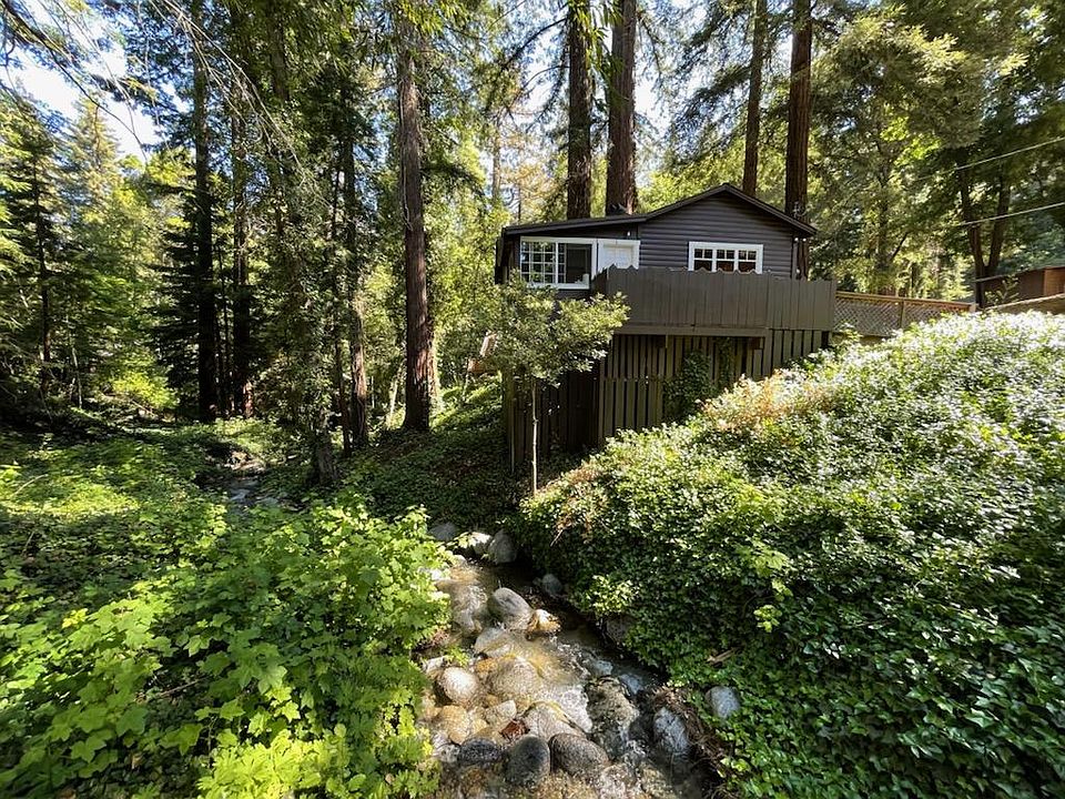 Creekside Photo