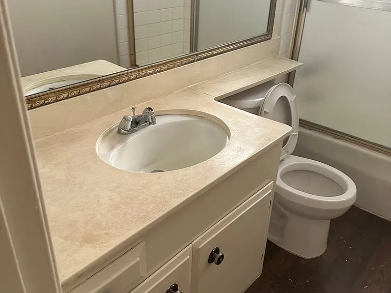 1447 Brockton Ave — Photo 5