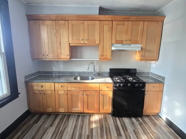 214 Mallory Ave, Jersey City, NJ