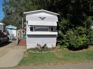 9329 Infirmary Rd #B1, Mantua, OH 44255