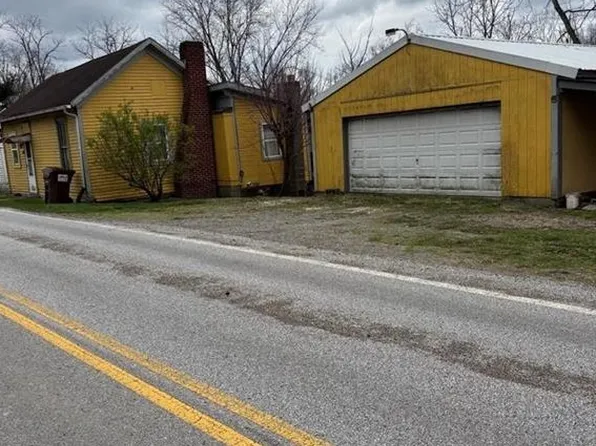 13516 Old Glory Rd, Lore City, OH 43755