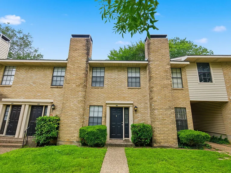 8400 Jamestown Dr #534 — Photo 30