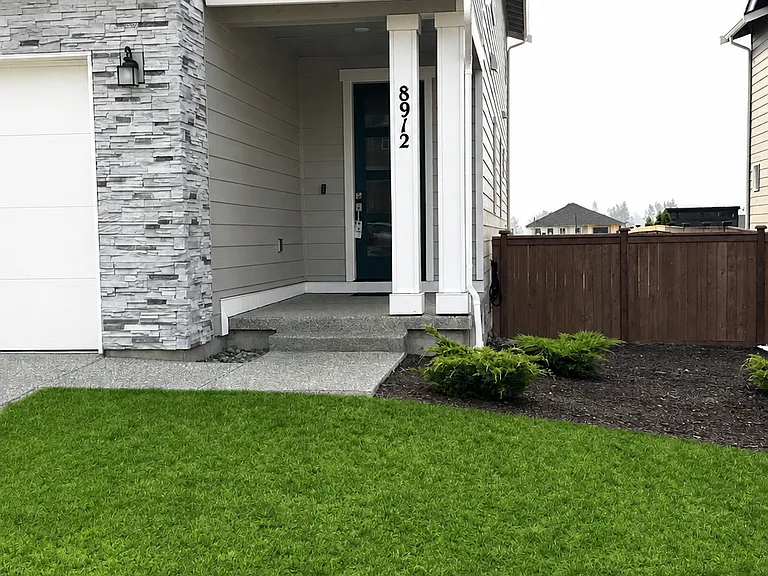 8912 48th Pl NE — Photo 2