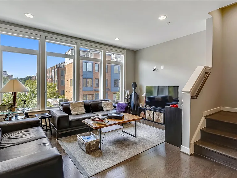 8052 Red Hook St — Photo 9