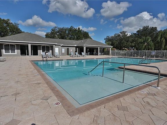 2nd image of 9311 Middle Oak Dr