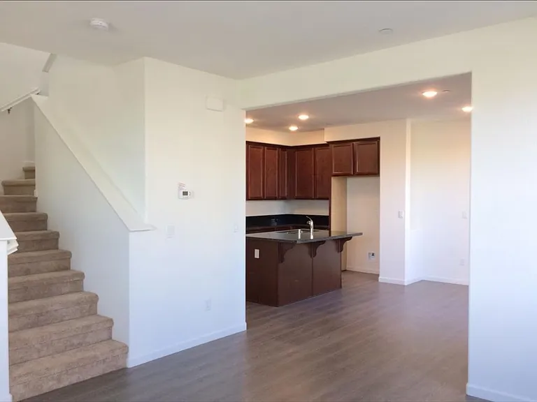 3935 Samuelson Way — Photo 8