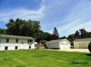 4499 Mariner Ln, Dubuque, IA 52003