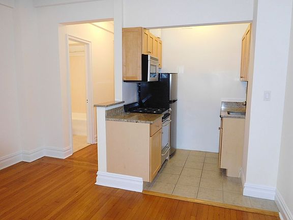 4th image of 243 W End Ave APT 1114