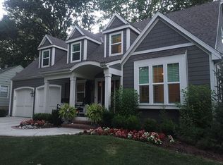 4000 W 69th St, Prairie Village, KS 66208