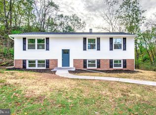 17 Lightcap Rd, Pottstown, PA 19464