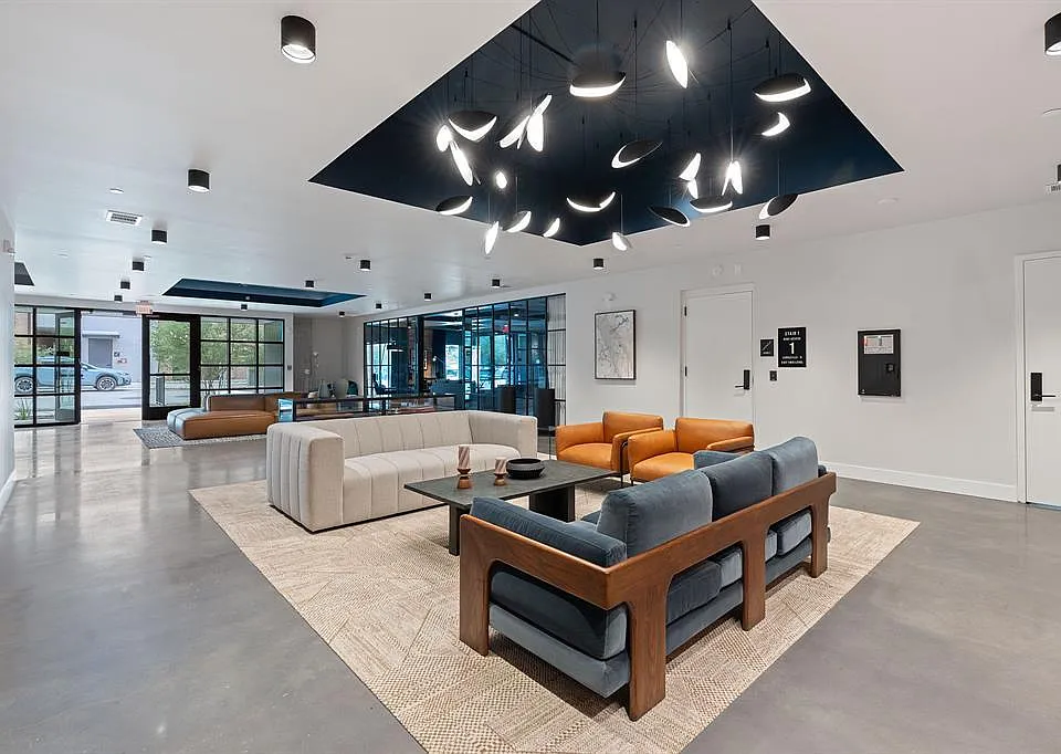 4315 S Congress Ave #310