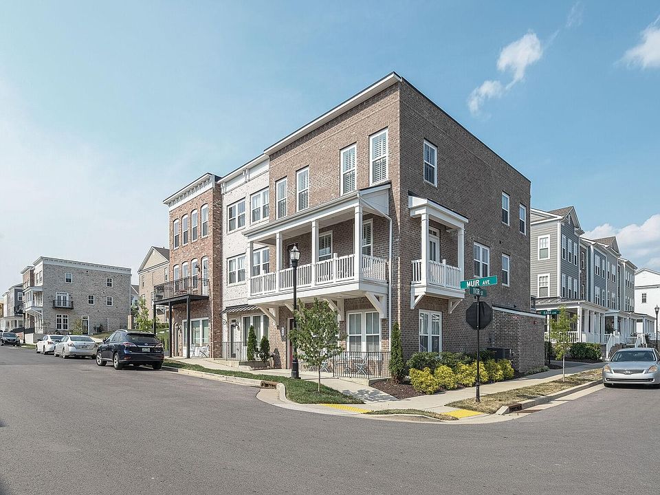 1st image of 210 Muir Ave