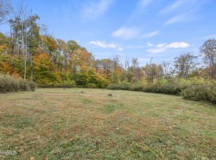 301 Cascade St, Pittsfield, MA 01201