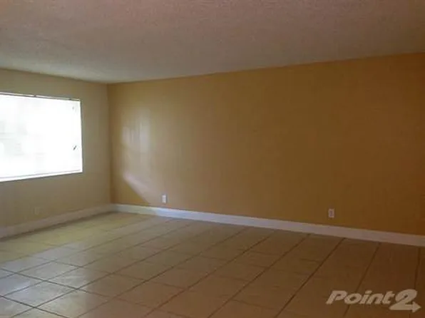 4160 NW 21st St #134C, Lauderhill, FL 33313