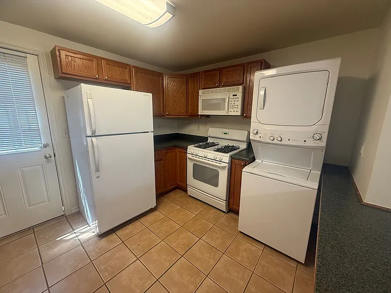 3003 S Fox St — Photo 9