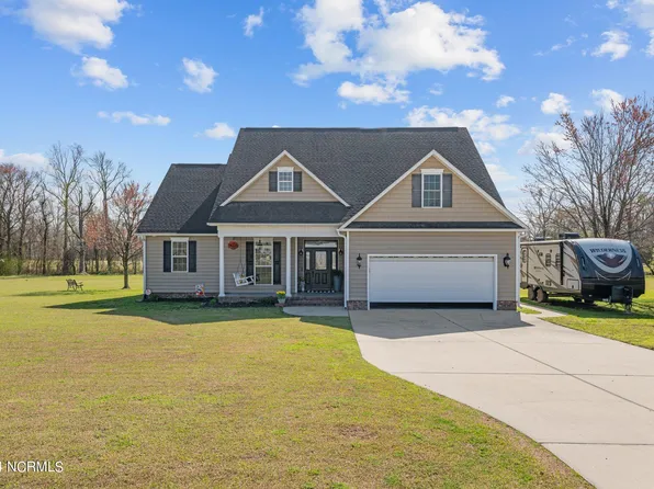 216 Loop Road, Cove City, NC 28523