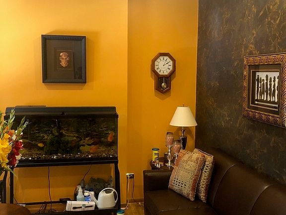 3rd image of 4457 S Oakenwald Ave #1