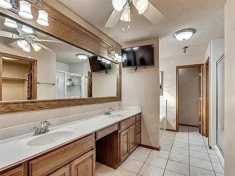 4012 Morning Star Dr — Photo 9