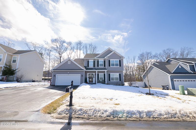 3rd image of 213 Park Ridge Drive