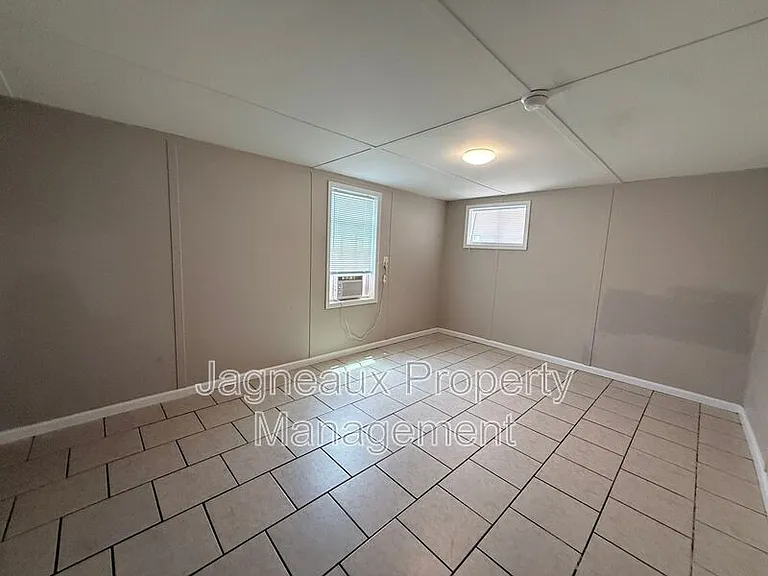106 Fontenot Rd — Photo 6