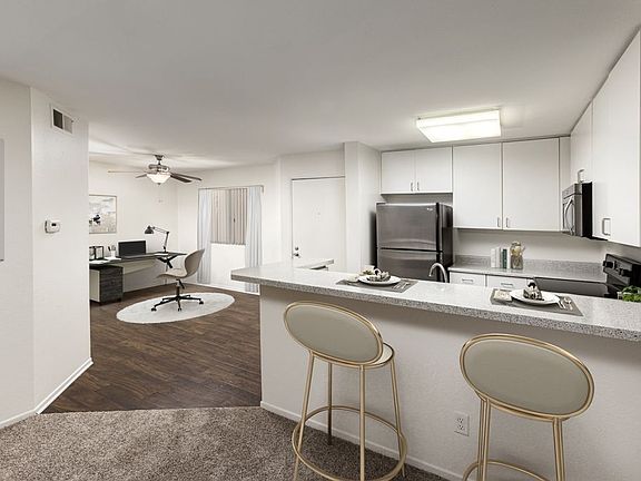 Camden Martinique Apartment Rentals - Costa Mesa, CA | Zillow