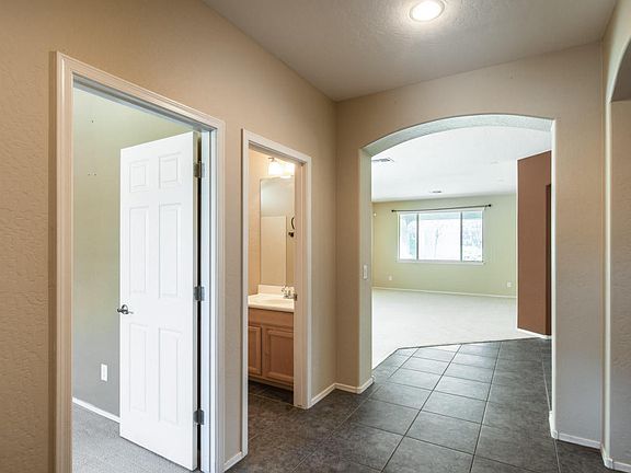 5th image of 4316 W Powell Dr