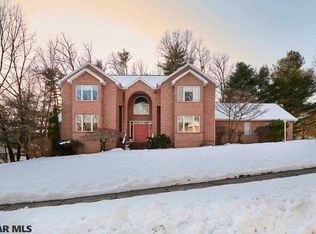 2327 Oak Leaf Dr, State College, PA