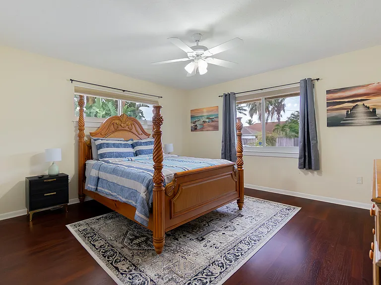 6130 Francis St — Photo 16