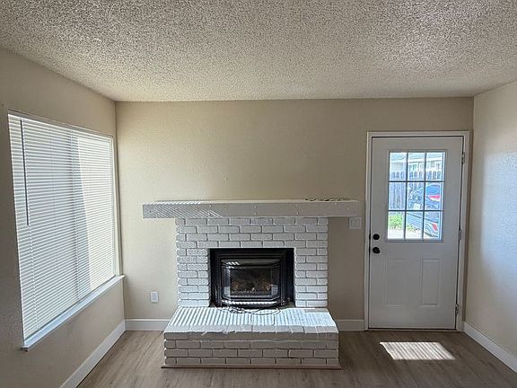 4th image of 1149 & 1151 Nadene Dr #1149