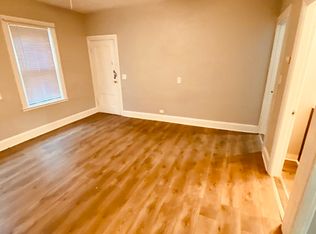502 4th St #1E, Fall River, MA 02721