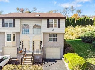 468 Shadywood Dr, Pittsburgh, PA 15235