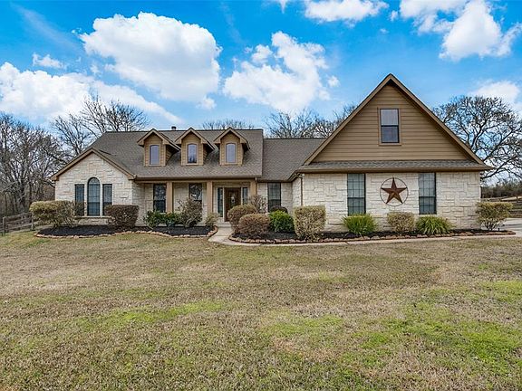 4th image of 22100 Stone Creek Ln