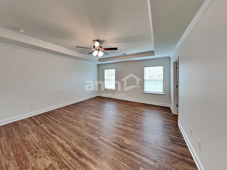 597 Slew Dr — Photo 7