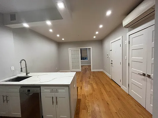 Rented by GROOME REALTY LLC | media 41