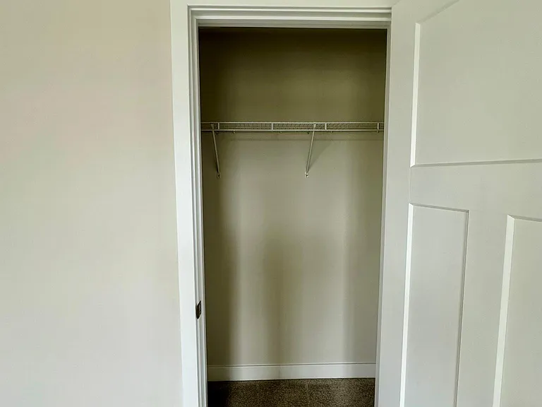 325 E Cochran St — Photo 11