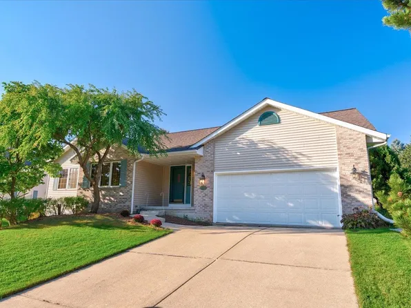 450 Jenna Dr, Verona, WI 53593