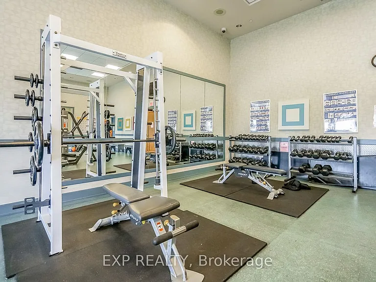 100 Harrison Garden Blvd #GPH14 — Photo 38