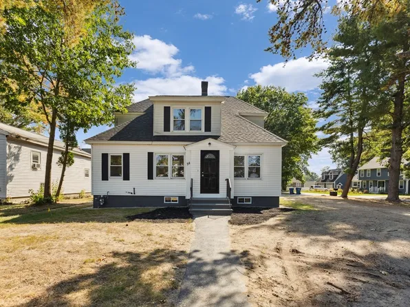 54 Whited Ave, Tewksbury, MA 01876