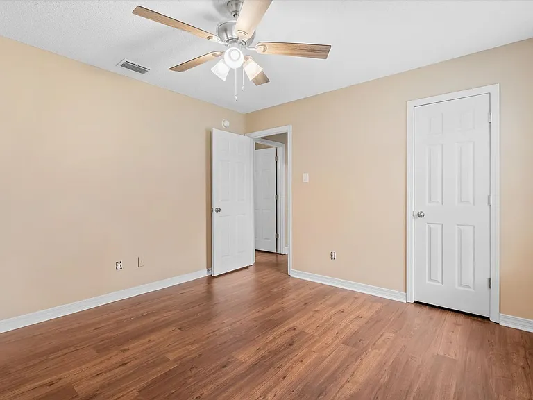 7669 Willard Ct — Photo 10