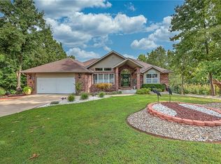 4 Cheviot Trce, Bella Vista, AR 72715