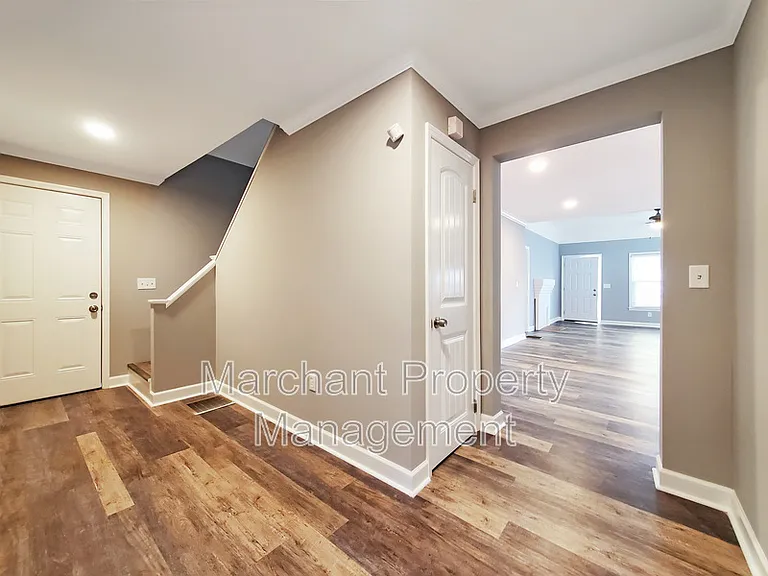 5 Welch St — Photo 12