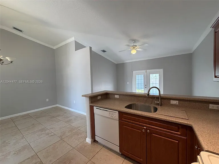 7753 NW 201st Ter — Photo 10