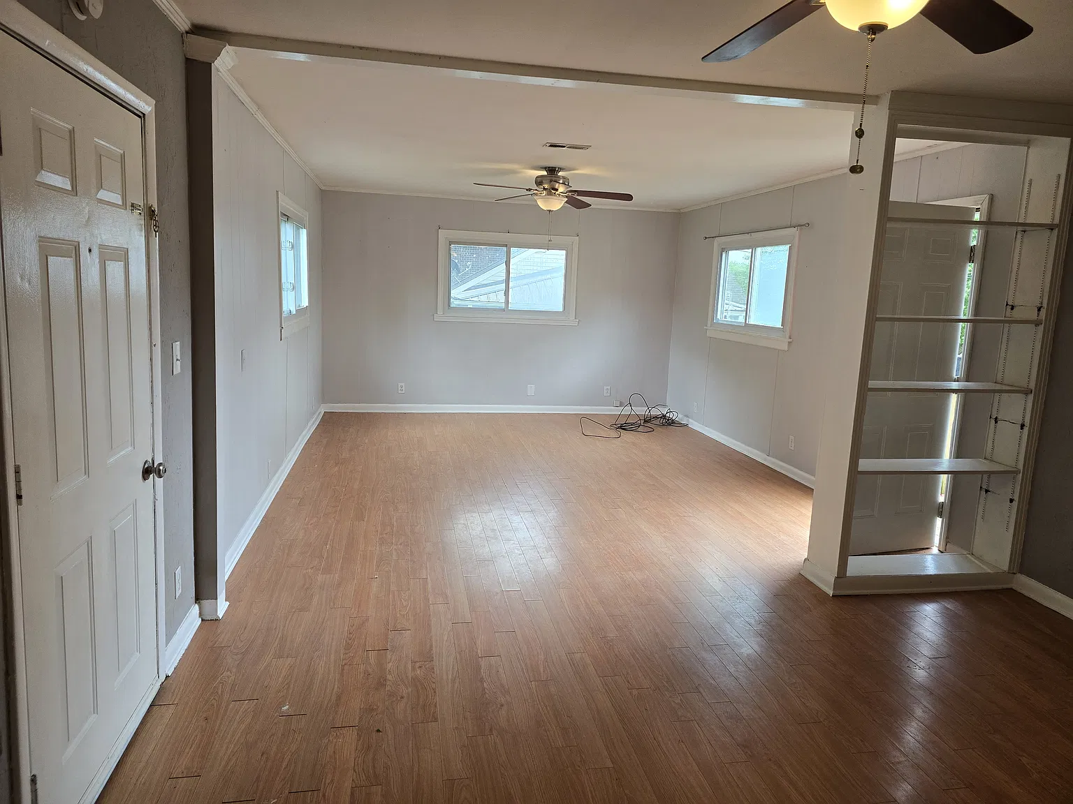 2 bed, 2000 sqft, $1,500 — Photo 1