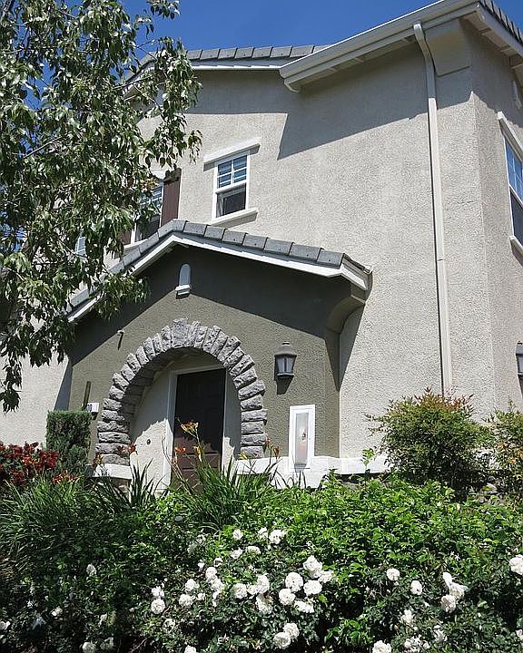 Front view of the Condo